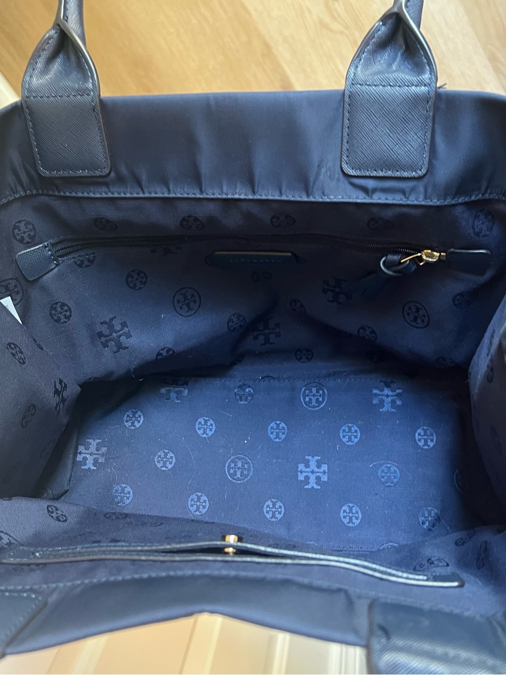 Tory Burch Navy Tote with Red Logo Accent - Picture 5 of 5